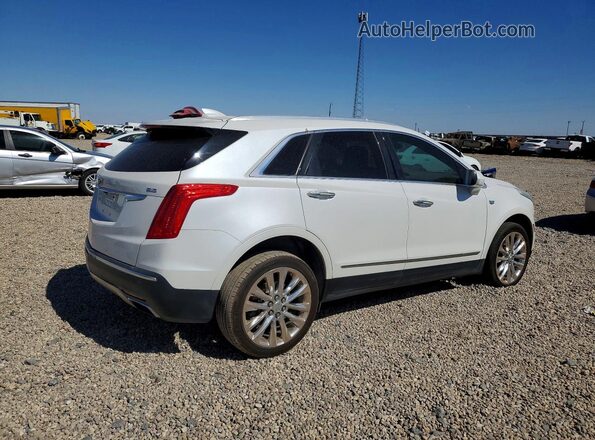 1GYKNFRS3HZ190413 2017 CADILLAC XT5 Белый Передняя правая четверть