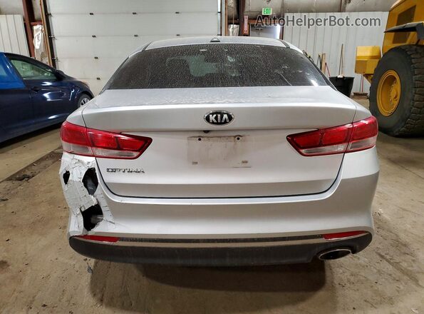 5XXGT4L39GG045112 2016 KIA OPTIMA Серебряный Вид салона спереди
