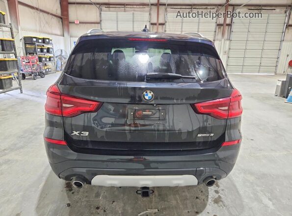 5UXTR7C54KLF32518 2019 BMW X3 Черный Вид салона спереди