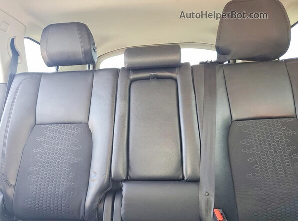 SALCP2BG3HH635430 2017 LAND ROVER DISCOVERY White Вид задньої частини салону