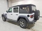 2020 Jeep Wrangler Unlimited Sport White vin: 1C4HJXDG1LW238408