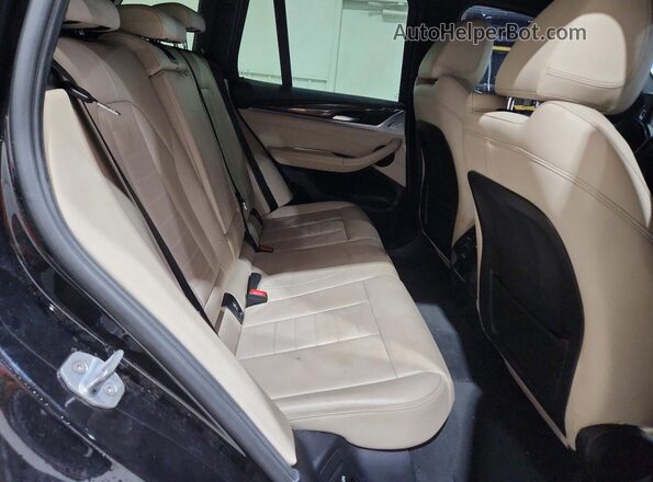 5UXTR7C54KLF32518 2019 BMW X3 Черный Вид задней части салона