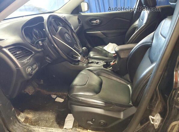 1C4PJMLB9KD268413 2019 JEEP CHEROKEE Черный Вид панели приборов