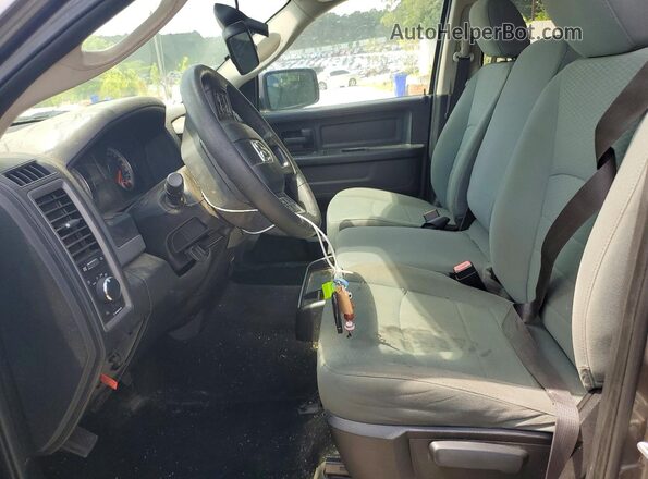 1C6RR7KM7GS138047 2016 RAM 1500 Gray Vista del salpicadero