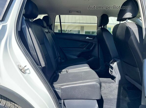 3VV2B7AX5LM114005 2020 VOLKSWAGEN TIGUAN Белый Вид салона спереди