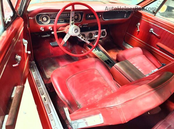 F07F204222 1965 FORD MUSTANG Red Widok deski rozdzielczej