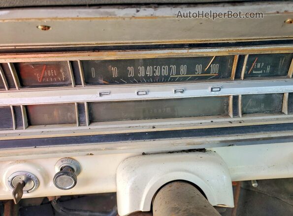 F25YRC59897 1968 FORD F250 White Вид щитка приладів