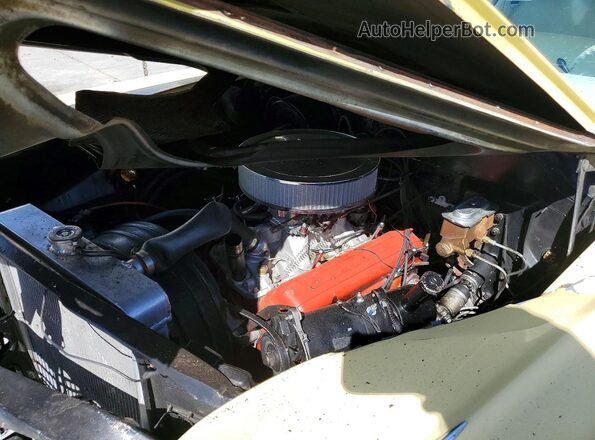 F58L171500 1958 CHEVROLET OTHER Yellow Rear interior view