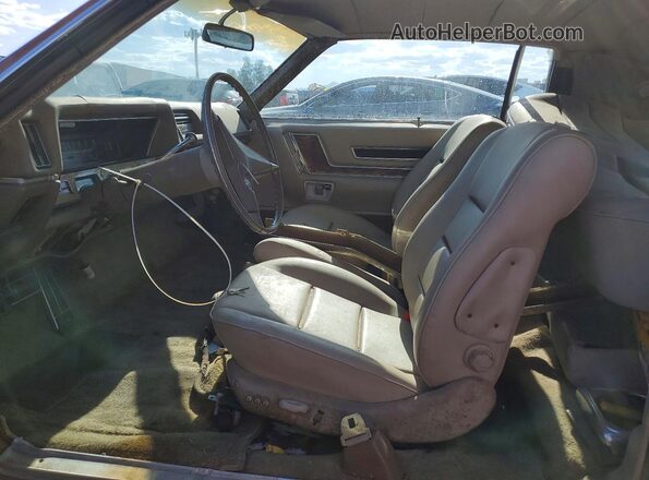 H8146852 1968 CADILLAC 2 Gold Vista interior delantera