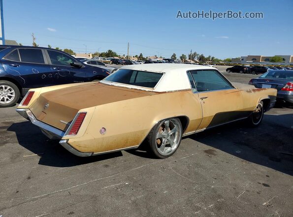 H8146852 1968 CADILLAC 2 Gold Trasero derecho