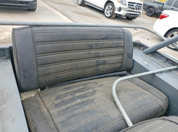J6F83EA040231 1967 JEEP CJ-5 Silver Vista de los asientos traseros
