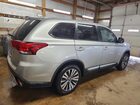 2020 Mitsubishi Outlander Es Silver vin: JA4AD2A32LZ048896