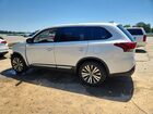 2020 Mitsubishi Outlander Es Белый vin: JA4AD2A37LZ014985