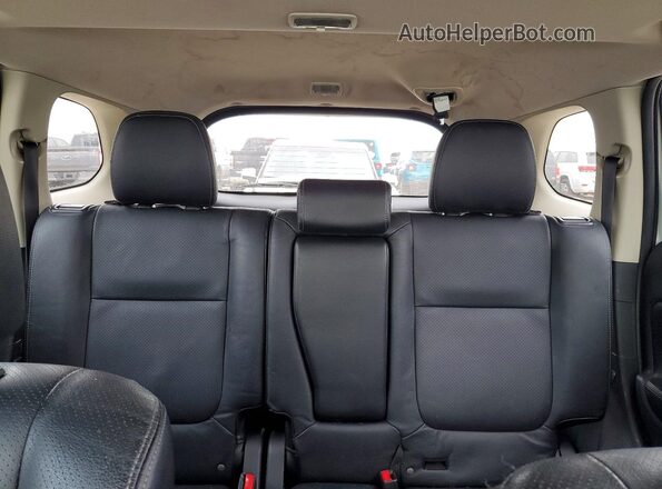 JA4AD3A32HZ062844 2017 MITSUBISHI OUTLANDER White Vista de los asientos traseros