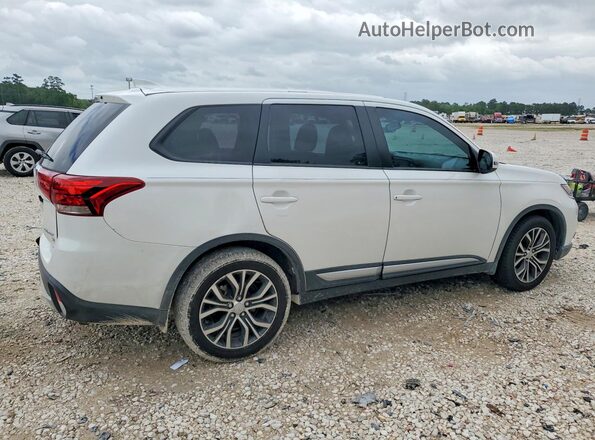 JA4AD3A38JZ006235 2018 MITSUBISHI OUTLANDER Белый Задняя правая четверть