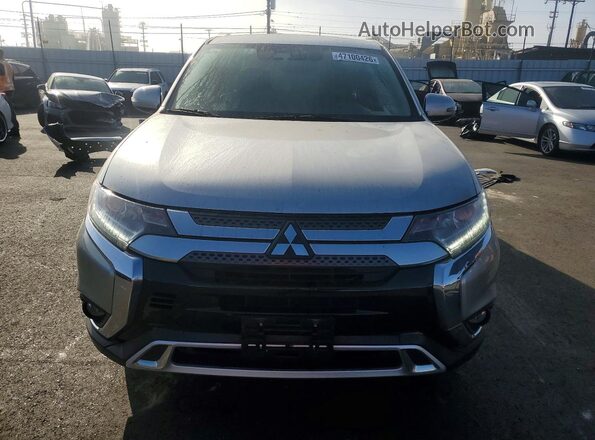 JA4AD3A39LZ043863 2020 MITSUBISHI OUTLANDER Серебряный Вид спереди