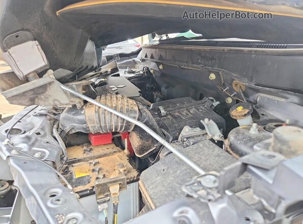 JA4AP3AU1LU001832 2020 MITSUBISHI OUTLANDER Серебряный Вид задней части салона