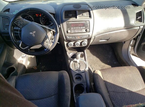 JA4AP3AU2HZ048555 2017 MITSUBISHI OUTLANDER Синий Вид панели приборов