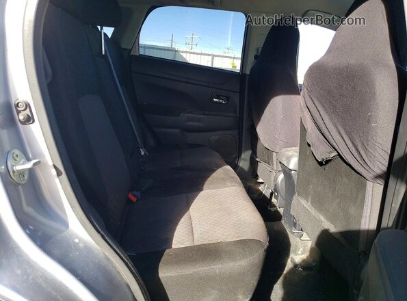 JA4AP3AU2HZ048555 2017 MITSUBISHI OUTLANDER Синий Вид задней части салона