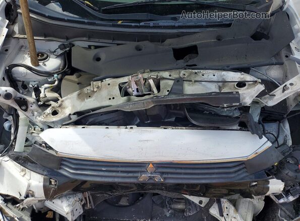 JA4AP3AW5HZ056117 2017 MITSUBISHI OUTLANDER Белый Вид задней части салона