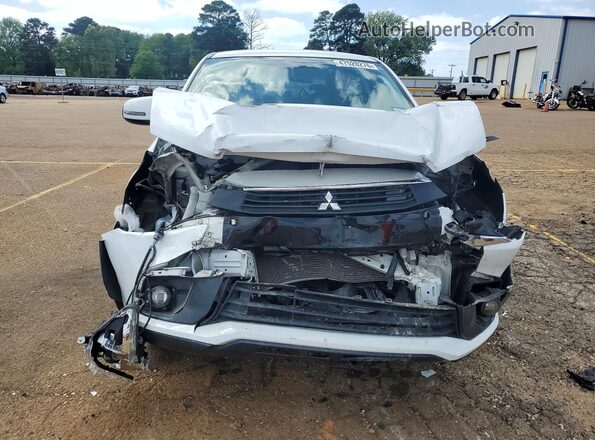 JA4AP3AW5HZ056117 2017 MITSUBISHI OUTLANDER Белый Вид спереди