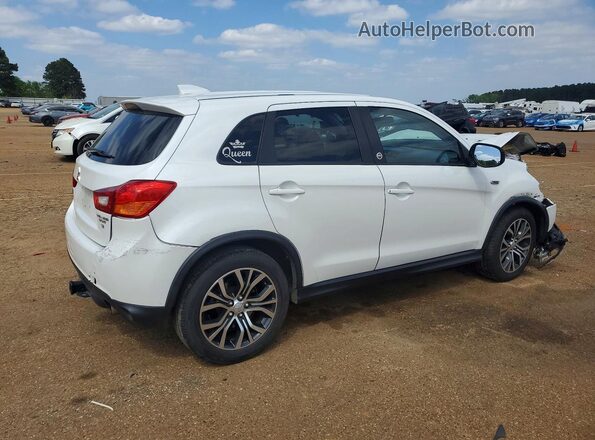 JA4AP3AW5HZ056117 2017 MITSUBISHI OUTLANDER Белый Задняя правая четверть