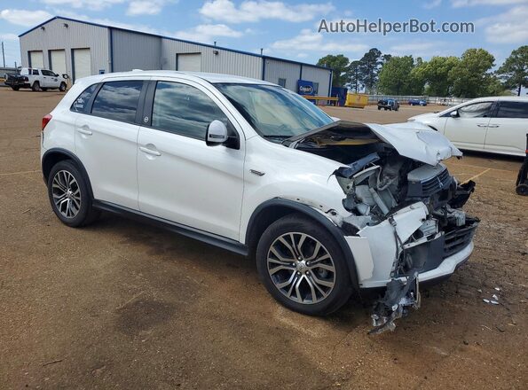 JA4AP3AW5HZ056117 2017 MITSUBISHI OUTLANDER Белый Передняя правая четверть