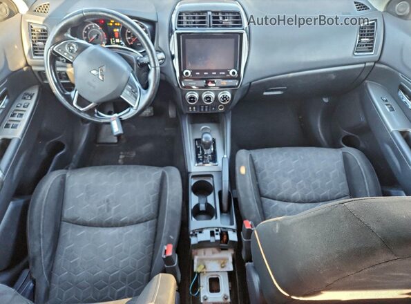 JA4AP4AU5LU008059 2020 MITSUBISHI OUTLANDER Серый Вид панели приборов