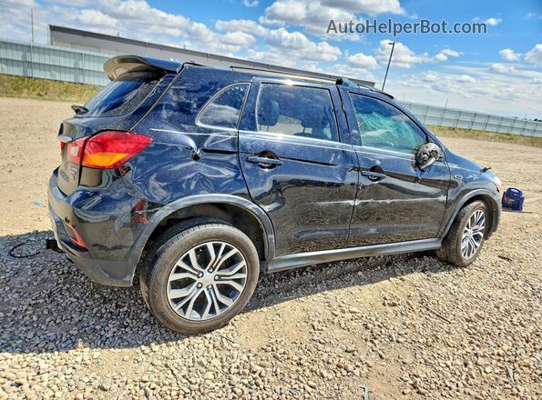 JA4AP4AW3JU024663 2018 MITSUBISHI OUTLANDER Черный Задняя правая четверть