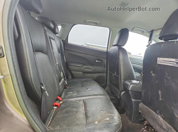 JA4AR4AW8HZ054099 2017 MITSUBISHI OUTLANDER Серый Вид задней части салона