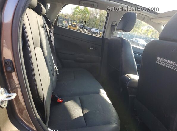 JA4AR4AWXHZ059790 2017 MITSUBISHI OUTLANDER Коричневый Вид задней части салона