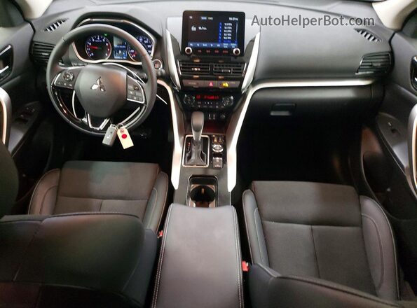 JA4ATWAA2TZ020976 2026 MITSUBISHI ECLIPSE Черный Вид панели приборов