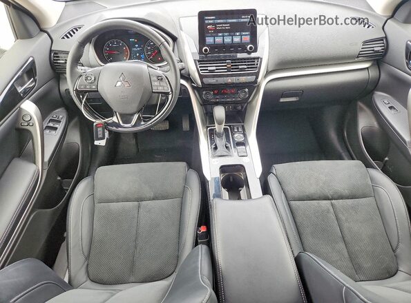 JA4ATWAA8SZ044150 2025 MITSUBISHI ECLIPSE White Widok deski rozdzielczej