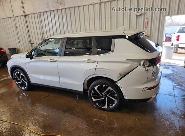 JA4J4VA83RZ080892 2024 MITSUBISHI OUTLANDER Белый Задняя левая четверть