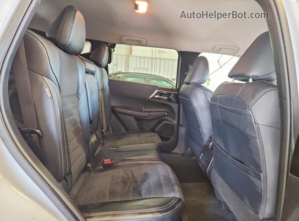 JA4J4VA83RZ080892 2024 MITSUBISHI OUTLANDER Белый Вид задней части салона
