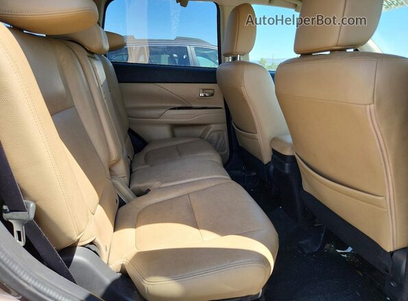 JA4JZ4AX2GZ037628 2016 MITSUBISHI OUTLANDER Коричневый Вид задней части салона