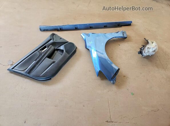 JF1GPAU64GH206972 2016 SUBARU IMPREZA Синий Вид подкапотного пространства
