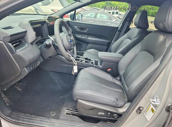 JF2BUPAD8TY500941 2026 SUBARU OUTBACK Silver Vista interior delantera