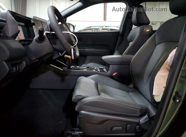 JF2BURMD1TY505549 2026 SUBARU OUTBACK Green Widok wnętrza z przodu