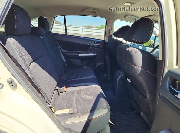 JF2GPABC0H8226383 2017 SUBARU CROSSTREK Серый Вид задней части салона