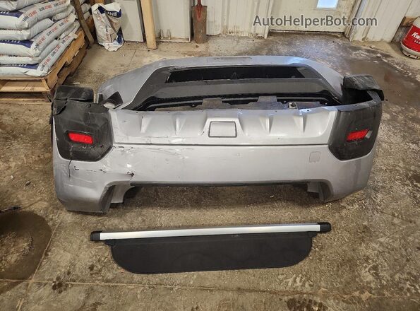 JF2GPABC0H8258752 2017 SUBARU CROSSTREK Серебряный Вид наклейки с VIN-кодом
