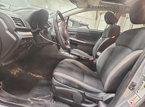 JF2GPABC0H8258752 2017 SUBARU CROSSTREK Серебряный Вид салона спереди