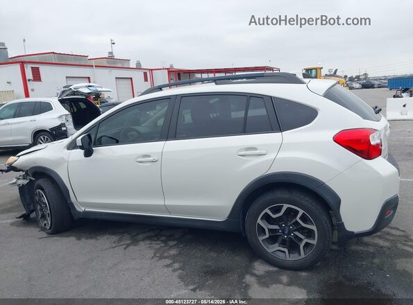 JF2GPADC2HH249399 2017 SUBARU CROSSTREK Белый Панорамный вид салона 360°