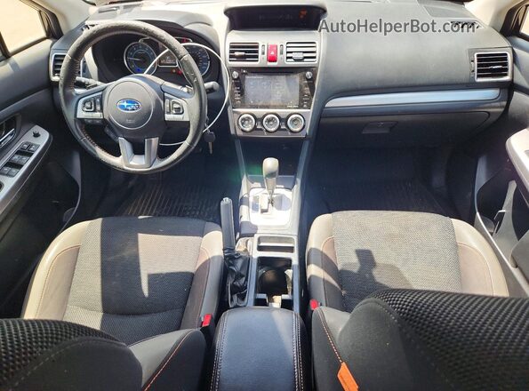 JF2GPADC7H8253223 2017 SUBARU CROSSTREK Black Widok deski rozdzielczej