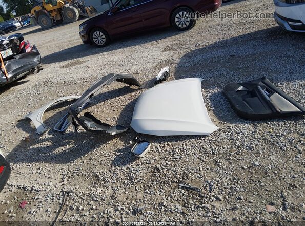 JF2GPADC9G8224174 2016 SUBARU CROSSTREK White Widok zestawu wskaźników
