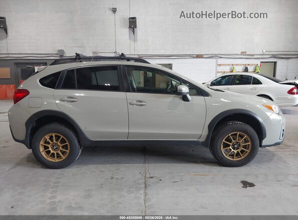 JF2GPALC6GH310432 2016 SUBARU CROSSTREK Желто-коричневый Вид задней части салона