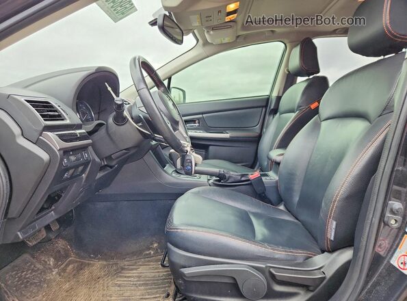 JF2GPANC3G8205098 2016 SUBARU CROSSTREK Черный Вид салона спереди
