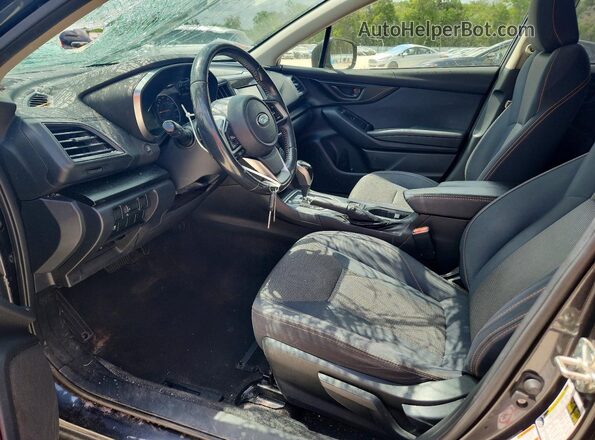 JF2GTABC2J8325482 2018 SUBARU CROSSTREK White Widok wnętrza z przodu