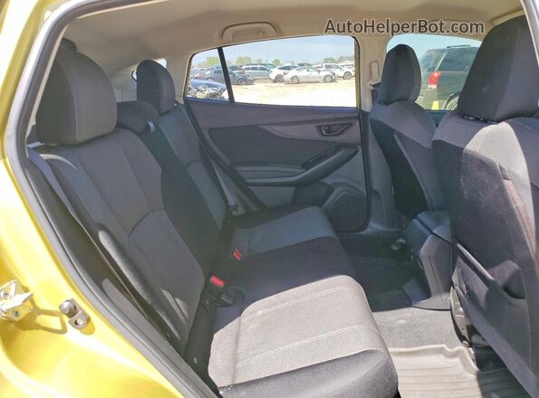 JF2GTABC3MH227016 2021 SUBARU CROSSTREK Gold Widok wnętrza z tyłu