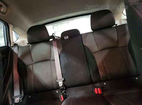 JF2GTABC6KH314616 2019 SUBARU CROSSTREK Gray Հետևի նստատեղերի տեսք
